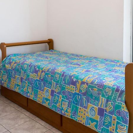 Ferienwohnung Pitangueiras Frente Total Mar Pe Na Areia Guarujá Exterior foto