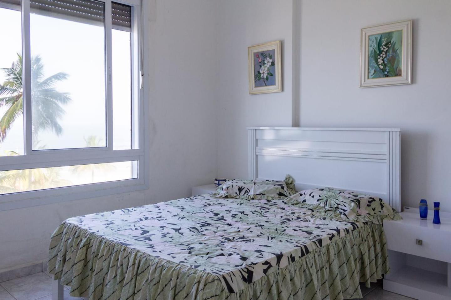 Ferienwohnung Pitangueiras Frente Total Mar Pe Na Areia Guarujá Exterior foto